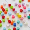 8mm Perforación Oblicua Pintada Cuadrado Pequeño Acrílico Cuentas Sueltas DIY Cadena de Teléfono Móvil Llavero Colgante para Bolsos Material Accesorios de Joyería