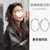 Pendientes de Aro Lisos Minimalistas Inspirados en Celebridades para Mujer, Versátiles y Audaces Pendientes Declaración, Nuevo Estilo 2026, Simples Accesorios de Oreja Estilo Hong Kong