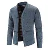 Cardigan de Tricô Masculino Outono e Inverno Forrado com Fleece Cor Sólida Botão Decote V Fabricante de Comércio Exterior Atacado Jaqueta Suéter Masculino