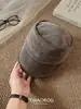 Gorra de béisbol de ala plana cepillada de ante sintético retro japonés, sutil y duradera, que hace que la cara se vea más pequeña, nuevo sombrero de equitación para mujer