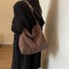 Bolso retro de moda para llevar bajo el brazo de gran capacidad para mujer 2023 nuevo bolso tote para ir al trabajo que combina con todo, bolso de hombro sencillo