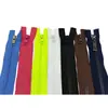 No. 5 Cremalleras de Resina Personalizadas para Ropa Chaqueta Chaqueta de Plumas Ropa de Trabajo Diente Grueso Cremallera de Plástico de Apertura Única Fabricante