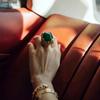 Anillo abierto cuadrado grande de resina para mujer, diseño de nicho de lujo ligero europeo y americano, anillo vintage antiguo de alta calidad.