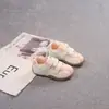 Zapatillas Casuales con Velcro para Mujer, Estilo de Nicho de Moda, Zapatos Planos Blancos Versátiles para Estudiantes, Zapatos Deportivos Alemanes para Entrenamiento