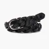 Cinturón trenzado de mujer estilo coreano, sin agujeros, versátil para jeans y vestidos, cinturón decorativo, cinturón de cuero PU puramente tejido a mano para mujer