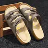 Suministro del Fabricante Nuevas Pantuflas con Suela de Corcho para Hombre Sandalias Retro de Ante Mate con Doble Hebilla