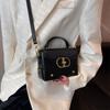 Bolso bandolera versátil, elegante y moderno, portátil, pequeño, cuadrado, con textura, estilo 2022.