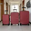 Conjunto de Bagagem ABS Personalizado de Três Peças, Rodas Spinner Silenciosas, Mala com Fechadura de Combinação, 20/24/ 28 polegadas, Mala de Mão para Viagem