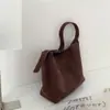 Bolso de mano de ante y terciopelo para otoño e invierno transfronterizo de alta gama, gran capacidad, nuevo bolso para el día a día, nicho, retro, moda, bolso de hombro