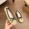 Primeiro Encontro Jifa Sapatos Baixos Femininos com Laço Francês Boca Rasa 2026 Novo Outono Retro Brisa Suave Mocassins