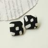 Cuadrado Redondo algodón estampado leopardo puntos blancos y negros parche de botón diy aretes accesorios para el cabello material para carcasa de teléfono móvil venta al por mayor