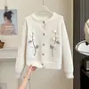 Cardigan de tricô redondo estiloso com flores tridimensionais para mulheres, estilo outono e inverno, jaqueta suéter de crochê feita à mão, branco, tamanho único