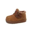 Zapatos de Peluche tipo Birkenstock para Niñas Otoño/Invierno 2026 Nuevos Zapatos de Algodón para Bebé Zapatos Dobles de Algodón Peludos Botas de Nieve para Niños Zapatos Peludos