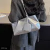 Bolsa de Cera de Aceite Versátil para Mujer para Viajes al Trabajo Gran Capacidad Tacto de Cuero Retro Hombro Único Bolso de Mano Casual Nuevo 2026