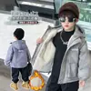 Ropa de Otoño e Invierno para Niños Traje de Tormenta Chaqueta Nuevo Estilo 2026 Parka Guapa Estilo Coreano para Niños Temporada de Otoño e Invierno Cortavientos con Forro de Terciopelo