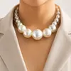Joyería transfronteriza europea y americana, estilo frío, retro, con cadena de cuentas, collar con diseño de nicho de perlas de imitación nacionales.