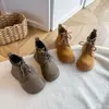 Botines de moda estilo coreano para niñas, nueva colección otoño/invierno 2026, botines amarillos versátiles para niños mayores, botines cortos retro para niños, estilo moderno