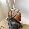 Bolso de mano de estilo coreano para mujer, bandolera con cadena a juego, textura roja, estilo celebridad de Internet, 2023
