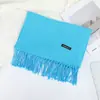 Bufanda Roja Ankla, Gruesa para Otoño e Invierno, Estilo Coreano Versátil, Bufanda de Cachemira Sintética, Chal Cálido de Color Sólido con Borlas para Reuniones Anuales