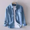 Camisa de mezclilla azul para hombre, estilo retro americano, de manga larga, casual, versátil, camisa de trabajo, camisa resistente para deportes al aire libre, moderna
