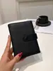 Tarjetero de Lujo Accesible de Gama Alta para Mujer 2025 Nueva Moda Versátil Billetera Corta para Monedas Bolso Multifuncional para Pasaporte y Documentos