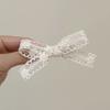 Lazo de encaje blanco leche suave y versátil con forma de pico de pato, flequillo con clip lateral, accesorios para el cabello de niña, accesorios para cola de pon, horquilla