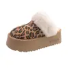 Invierno 2026 Estilo Coreano Nuevas Pantuflas para Mujer Zapatos Peludos de Exterior Pantuflas Peludas de Moda con Suela Gruesa y Forro de Felpa Punta Cerrada