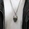 Punk hip hop exagerado serpiente usar calavera acero de titanio colgante masculino gótico retro personalidad collar joyería al por mayor