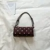 Bolsa de Ombro Mínimalista de Bolinhas para Axila 2026 Verão Nova Estilosa Fofa Personalizada para Celular e Porta-Moedas no Ombro