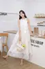 Vestido de Férias estilo Fada com Gola Halter, Artesanato Pesado, Luxo Leve e Design Fluido; Novo Vestido de Deusa para Viagem a Yunnan