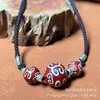 Colar de contas feito à mão com contas dzi de nove olhos do Tibete, corrente para clavícula com dente de tigre e pingente dzi com padrão de deus da fortuna