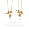 Estilo Retro Vintage de Luxo Leve High-End Anel de Corrida Banhado a Ouro Trevo de Quatro Folhas Cravejado com Diamantes Colar Pequena Bússola Corrente de Clavícula para Mulheres Venda por Atacado