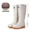 Botas de lluvia impermeables, antideslizantes y resistentes al desgaste para mujer con puños elásticos, cañas extra altas, diseño de moda, adecuadas para adultos y con una nueva suela de goma forrada de felpa para uso en la cocina
