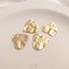 Latón Relleno de Oro de 14K Color Duradero Forma de Corazón Superficie Cóncava-Convexa Pie Martillado a Mano Agujero Doble Agujero Único Colgante Corazón de Melocotón Accesorios Hechos a Mano para DIY
