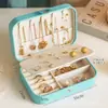 Nova Caixa de Armazenamento de Joias de Alta Qualidade Exquisita Pequena Portátil para Anel Dourado Colar Brincos Pulseira