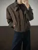 Chaqueta corta de otoño para hombre, estilo nuevo 2026, con retazos, casual y moderna para hombres bajos