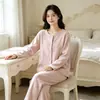 Nuevos pijamas y ropa de estar de forro polar para mujer Otoño e Invierno 2026, cuello redondo, mangas largas, pantalones largos, cálidos y cómodos, talla grande, se pueden usar para salir