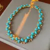 Set de pendientes redondos y collar vintage, cadena para la clavícula estilo palacio retro, joyería de lujo ligero de alta gama para mujer