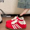 En stock~Zapatos de entrenamiento alemanes con cordones de cuero genuino para mujer 2026 Otoño nuevos zapatos deportivos casuales zapatos Forrest Gump para mujer