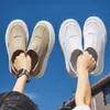 Zapatillas deportivas casuales para hombre, mocasines modernos slip-on, zapatos versátiles de suela gruesa para el día a día y actividades al aire libre