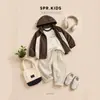 Conjunto Color Block Infantil 2026 Outono Novo Jaqueta com Capuz e Camiseta com Estampa Color Block de Rosto Sorridente Conjunto de Duas Peças