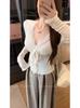 Camiseta de manga larga con cuello en V y costuras de encaje para mujer, nueva camiseta interior combinable y ajustada para otoño e invierno