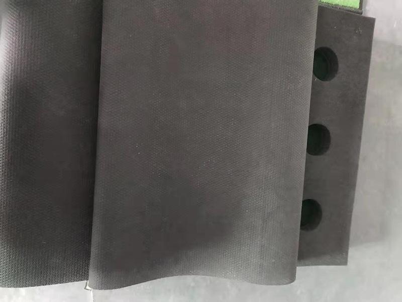 04b3d24ebe434c92714b6ce105d82d