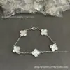 Pulsera de la Suerte Trébol de Cuatro Hojas Flor de la Suerte para Mujer Cinco Flores Joyería de Lujo Ligero Pulsera en Capas de Gama Alta