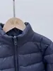 Uniformes escolares personalizados para alunos do ensino fundamental I e II, forro de jaqueta de plumas de inverno para crianças, roupas de inverno leves e quentes para meninos e meninas
