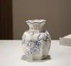 Nuevo Jarrón Cerámico Octagonal de Porcelana Azul y Blanca Retro de Gama Alta Estilo Chino Adornos Decorativos de Arreglo Floral de Simulación para Salón de Restaurante de Invitados Pasillo