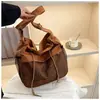 Bolso Estilo Nuevo 2025 Rojo Ins Harajuku Japonés Bolso de Pecho para Mujer Versión Coreana Estudiante Tela Oxford Letra Bolso Cruzado de Cintura