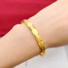 Pulsera Clásica de Oro Arena Vietnamita Lujo Accesible Moda Esmerilada Push-Pull Cobre Chapado en Oro K Joyería Modelo Caliente Suministro de Fabricante Venta al por Mayor