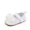 Novos sapatinhos de bebê com sola de borracha, respiráveis e confortáveis, sapatos antiderrapantes para andar em ambientes internos, sapatinhos fofos para bebês