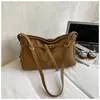 Bolsa de Grande Capacidade para Mulheres 2025 Novo Estilo Retro de Inverno Bolsa Transversal de Aparência Sofisticada Casual para Ombro Bolsa de Trabalho